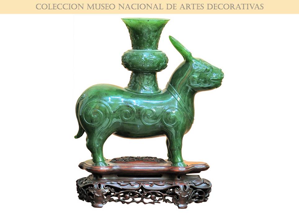 National Museum of Decorative Arts - Havana. Asian Collection Piece